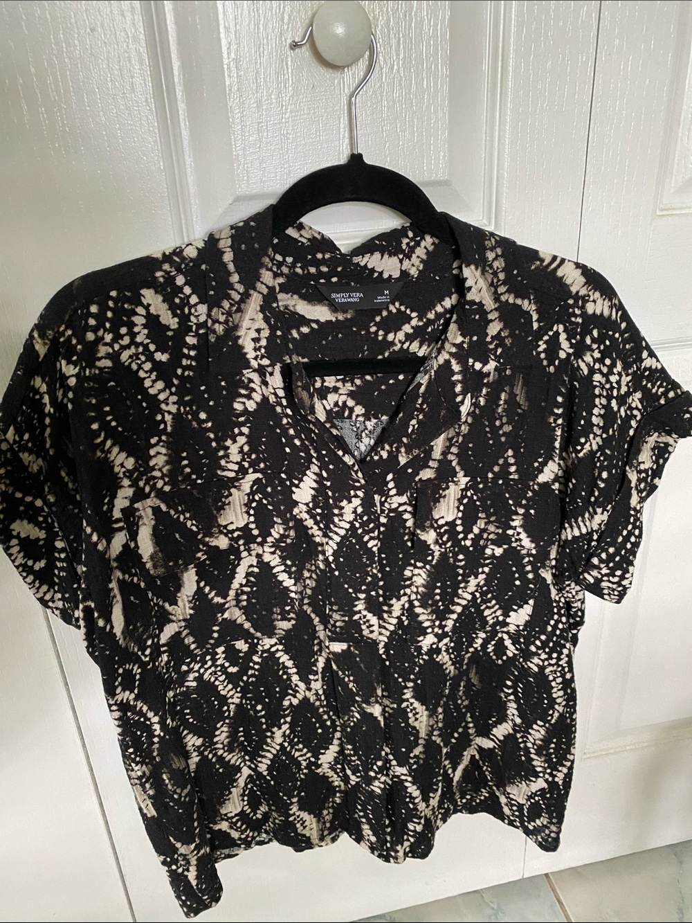 Simply Vera Vera Wang Black and Cream Printed Short Sleeve Shirt